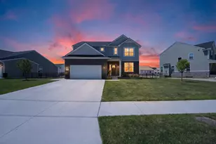 51681 Maple Leaf Dr, Macomb, MI 48042 - Photo 1