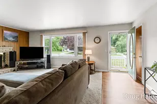 1674 Bonneville Dr, Norton Shores, MI 49441 - Photo 13