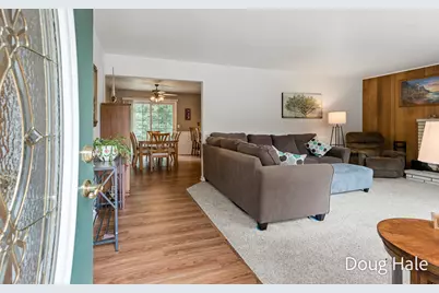 1674 Bonneville Drive, Norton Shores, MI 49441 - Photo 9