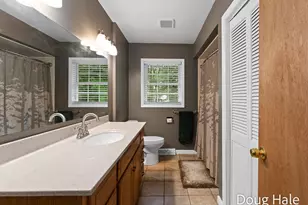 1674 Bonneville Dr, Norton Shores, MI 49441 - Photo 23