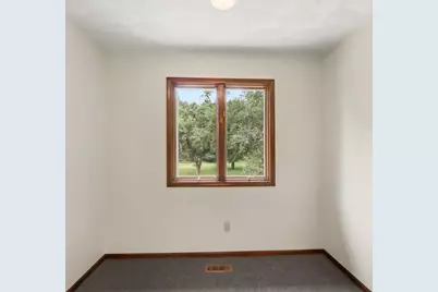 604 Flower Street, Three Rivers, MI 49093 - Photo 23
