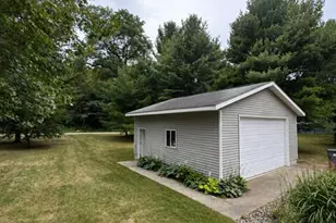 553 W Garfield Rd, Twin Lake, MI 49457 - Photo 3