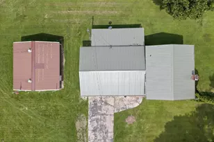 19070 State Line Rd, Edwardsburg, MI 49112 - Photo 31
