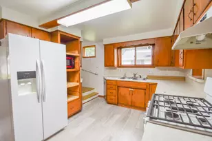 614 Jean St, Sturgis, MI 49091 - Photo 5