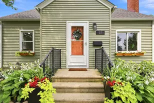 27 N 26th St, Battle Creek, MI 49015 - Photo 3