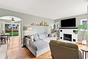 27 N 26th St, Battle Creek, MI 49015 - Photo 5