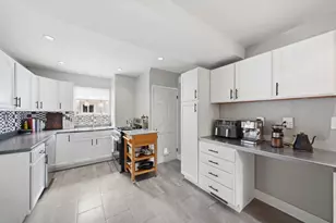 227 N Bowen St, Jackson, MI 49202 - Photo 15