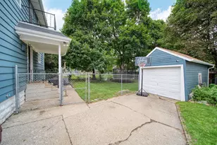 227 N Bowen St, Jackson, MI 49202 - Photo 31