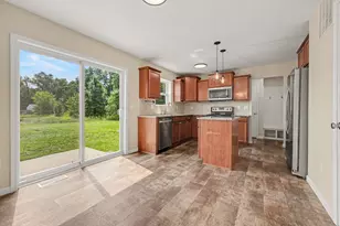 6219 Summer Ridge Ct, Greenville, MI 48838 - Photo 5