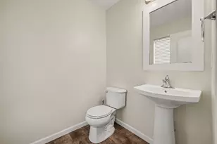 6219 Summer Ridge Ct, Greenville, MI 48838 - Photo 11