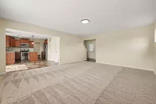 6219 Summer Ridge Ct, Greenville, MI 48838 - Photo 3