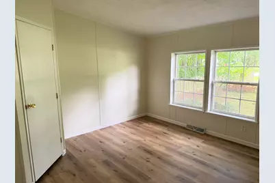 3084 S Pipestone Road, Benton Harbor, MI 49022 - Photo 13