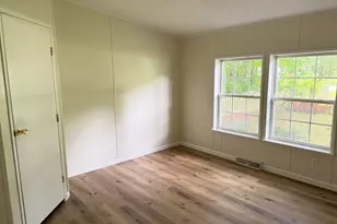 3084 S Pipestone Rd, Benton Harbor, MI 49022 - Photo 13