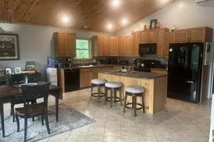 7859 Port Austin Rd, Pigeon, MI 48755 - Photo 5
