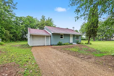 8630 M-140, South Haven, MI 49090 - Photo 17