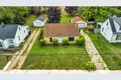 348 Ridgewood Street SE, Grand Rapids, MI 49548 - Photo 3