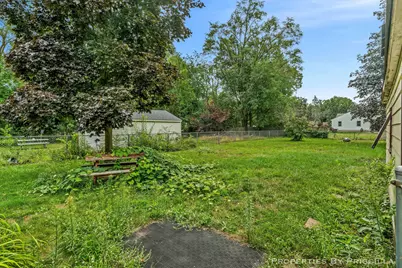 348 Ridgewood Street SE, Grand Rapids, MI 49548 - Photo 13