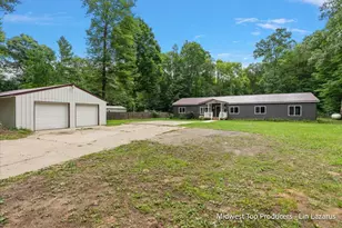 8270 Bradley Rd, Belding, MI 48809 - Photo 5