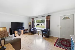 10020 Liszt St, Portage, MI 49024 - Photo 9