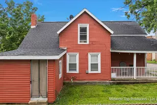 1024 Butterworth St SW, Grand Rapids, MI 49504 - Photo 13