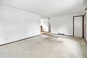 1356 Wilson Rd, Saint Joseph, MI 49085 - Photo 15
