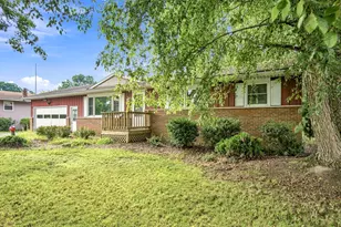 1356 Wilson Rd, Saint Joseph, MI 49085 - Photo 3