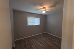 27041 Brettonwoods St, Madison Heights, MI 48071 - Photo 21