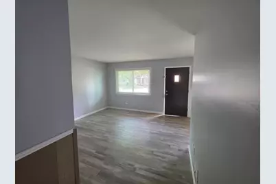 27041 Brettonwoods Street, Madison Heights, MI 48071 - Photo 19