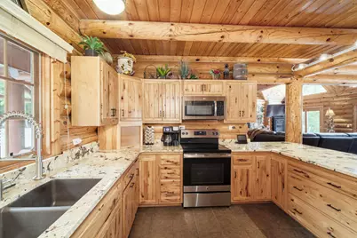 302 E Kott Road, Manistee, MI 49660 - Photo 11