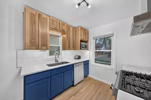 230 Dick Ave, Pontiac, MI 48341 - Photo 13