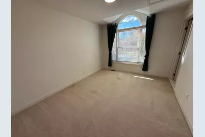 18145 Shoreline Court, Northville, MI 48168 - Photo 17