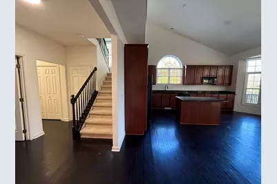 18145 Shoreline Court, Northville, MI 48168 - Photo 11