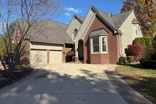 18145 Shoreline Ct, Northville, MI 48168 - Photo 3