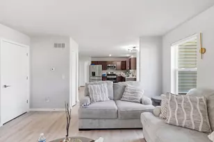 15185 Hanover Ave, Allen Park, MI 48101 - Photo 5