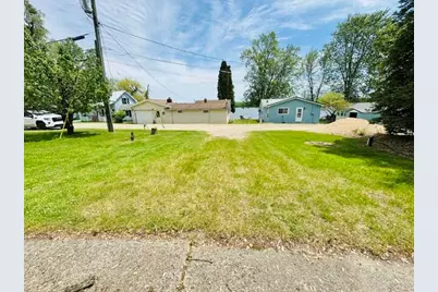 2375 Tamarack Street, Lake Odessa, MI 48849 - Photo 35