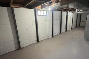 19928 Annott Ave, Detroit, MI 48205 - Photo 9