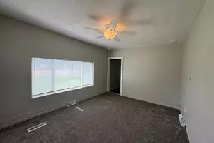 1025 Hamilton Ave NW, Grand Rapids, MI 49504 - Photo 3