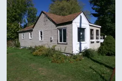 2263 E Maple Avenue, Burton, MI 48529 - Photo 1