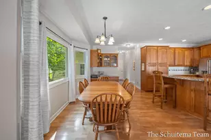 6219 Walton Heath Dr, Hudsonville, MI 49426 - Photo 13