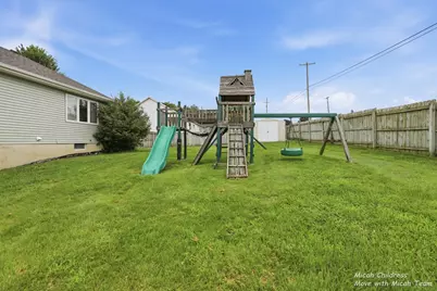 2700 Cape Coral Drive SW, Wyoming, MI 49418 - Photo 37