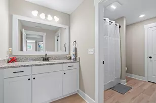 13683 Legends View Ct, Holland, MI 49424 - Photo 31