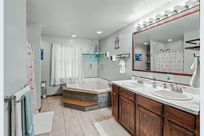 11991 Portage Lake Avenue, Pinckney, MI 48169 - Photo 15