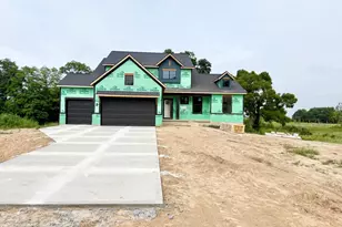 655 Sunfield Dr, Byron Center, MI 49315 - Photo 3