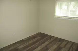 31469 Fairchild St, Westland, MI 48186 - Photo 9