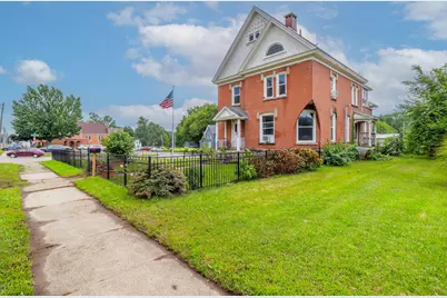 312 Capital Avenue NE, Battle Creek, MI 49017 - Photo 3