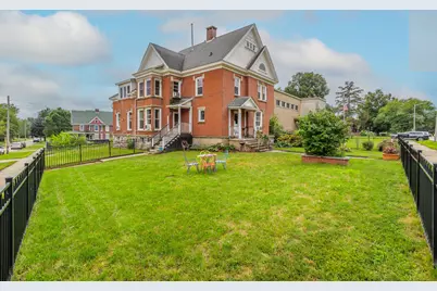 312 Capital Avenue NE, Battle Creek, MI 49017 - Photo 5
