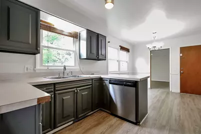 309 Elmwood Road, Lansing, MI 48917 - Photo 11
