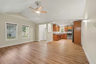 1294 Chalmers Dr, Battle Creek, MI 49015 - Photo 7