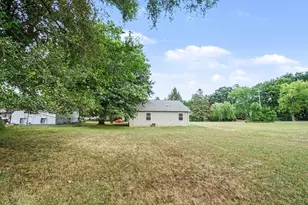 1294 Chalmers Dr, Battle Creek, MI 49015 - Photo 27
