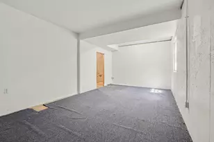 1294 Chalmers Dr, Battle Creek, MI 49015 - Photo 21